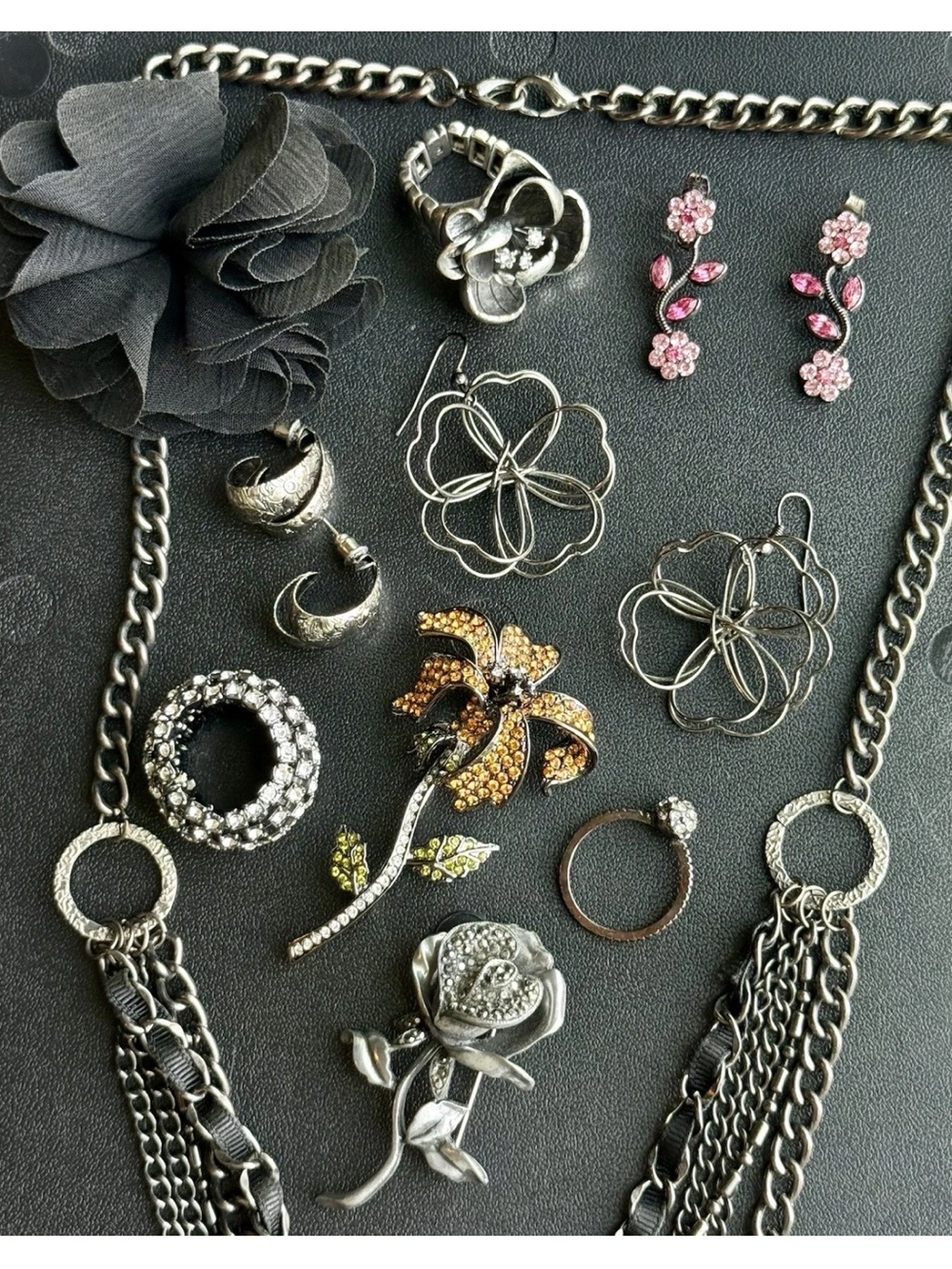 9 Pc VINTAGE & MODERN Crystal Rhinestone Gunmetal Floral Flower JEWELRY LOT